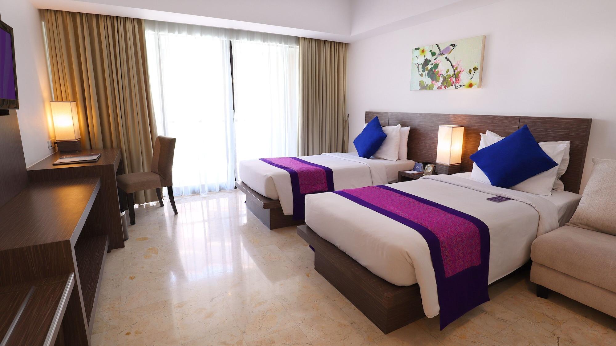 Park Regis Kuta Hotel Kuta  Exterior photo