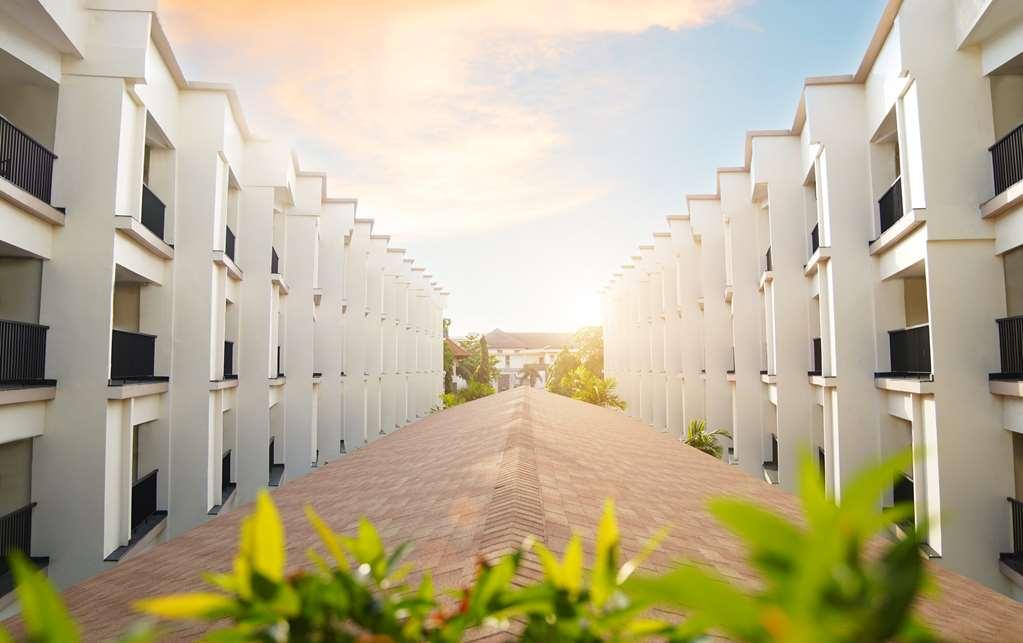 Park Regis Kuta Hotel Kuta  Exterior photo